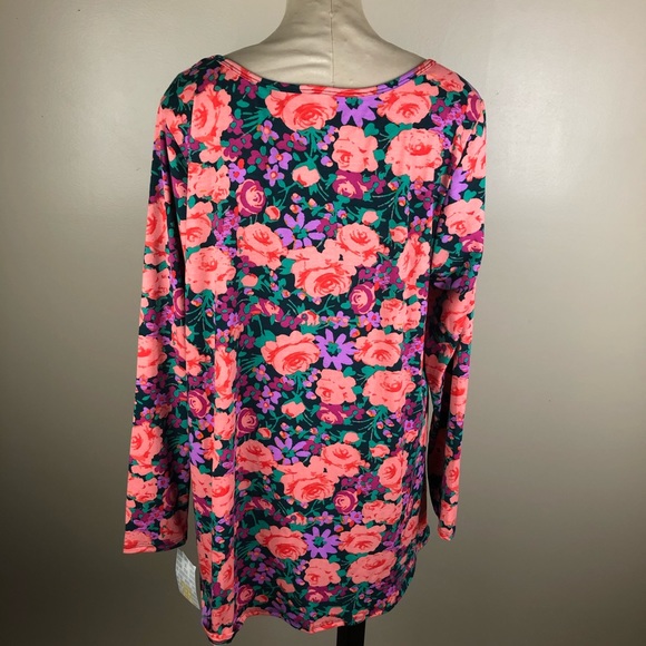 SOLD ❗️Lularoe Lynnae Floral Top Size 3XL - Picture 5 of 8